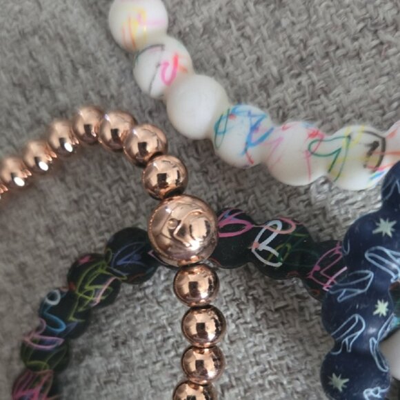 Set Of 4 Lokai Bracelets - Picture 2 of 5